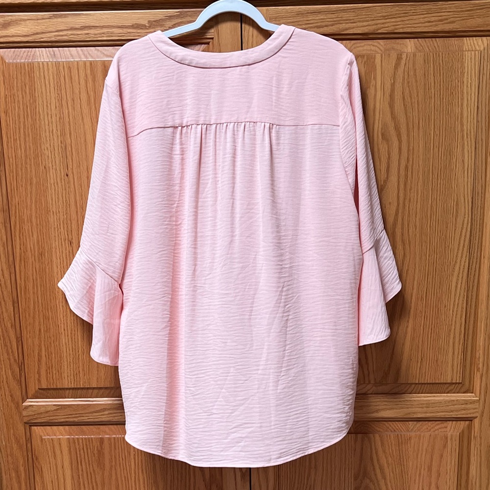 Jones New York Light Pink V-Neck Blouse, EUC, Size XL - Picture 2 of 5